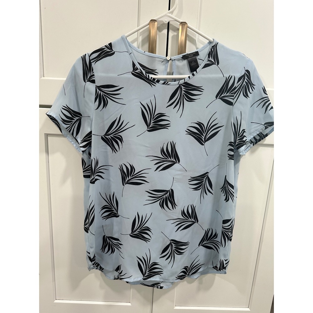 Ann Taylor Petite Blue Black‎ Palm Leaf Print Short Sleeve Blouse SP